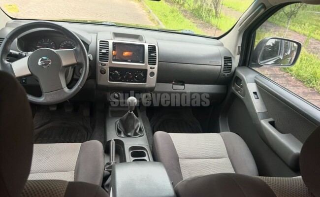 Nissan FRONTIER