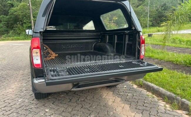 Nissan FRONTIER