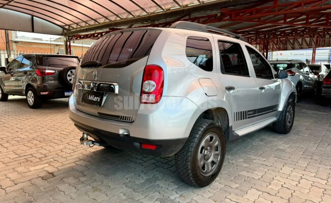 RENAULT DUSTER