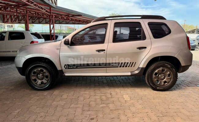 RENAULT DUSTER