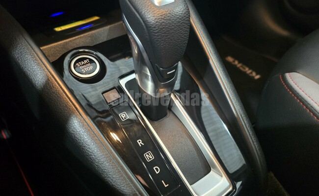Nissan KICKS