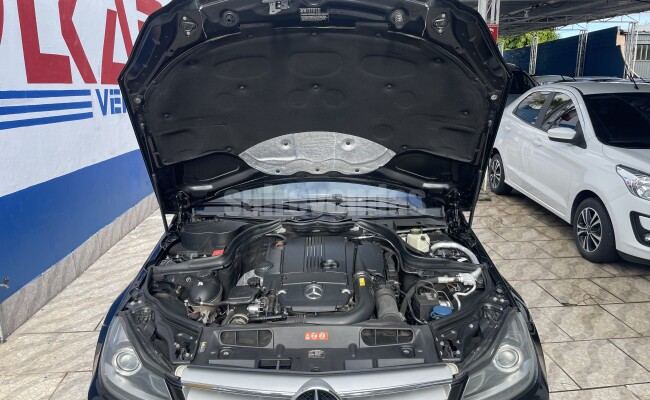 Mercedes-Benz CLASSE C-250