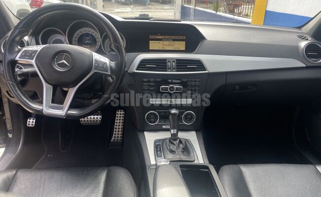 Mercedes-Benz CLASSE C-250