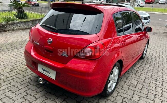 Nissan TIIDA
