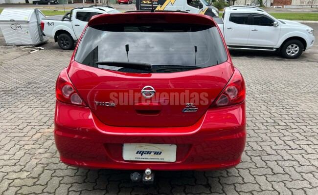 Nissan TIIDA