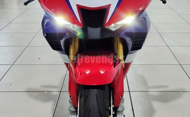 Honda CBR 1000 RR-R FIREBLADE SP