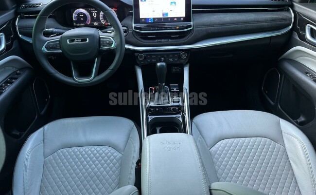 Jeep COMMANDER