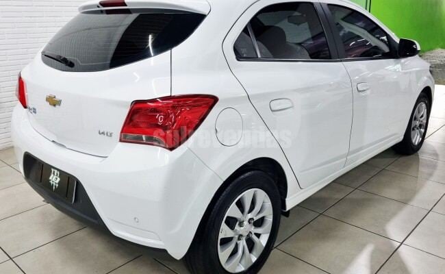 Chevrolet ONIX HATCH LT 1.4 8V FLEXPOWER 5P MEC.