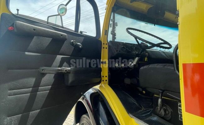 Mercedes-Benz L-1513 3-EIXOS 2P (DIESEL)