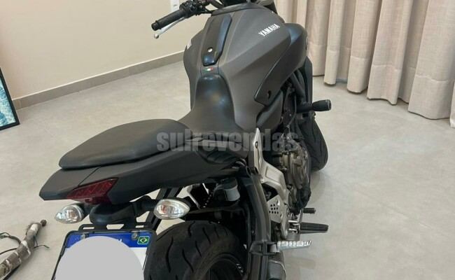 Yamaha MT-07/MT-07