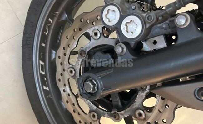 Yamaha MT-07/MT-07