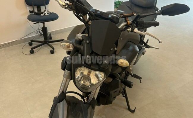 Yamaha MT-07/MT-07