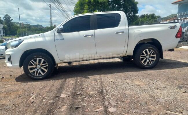Toyota HILUX CD