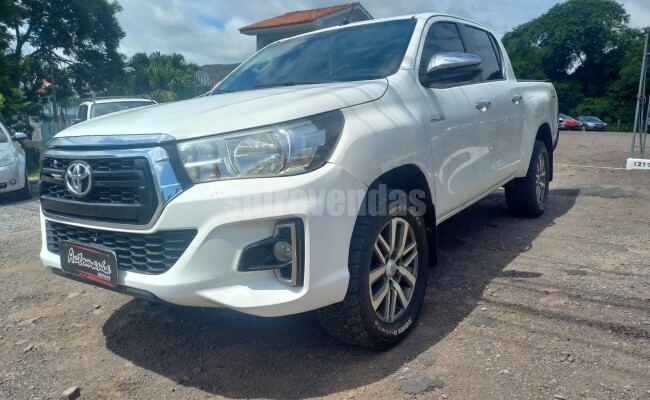 Toyota HILUX CD