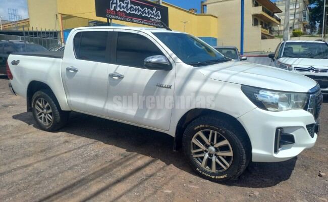 Toyota HILUX CD