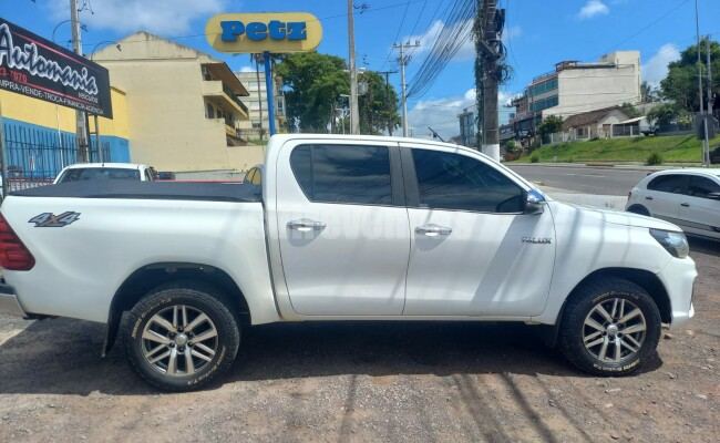 Toyota HILUX CD