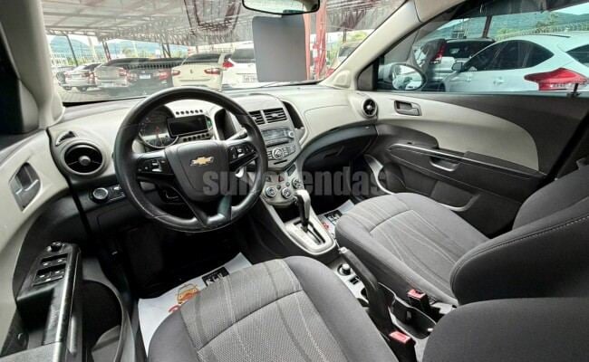 Chevrolet SONIC HB