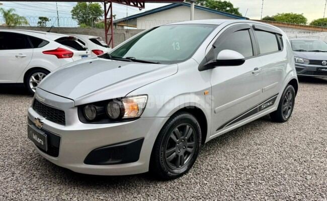 Chevrolet SONIC HB