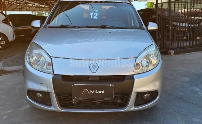 Renault SANDERO