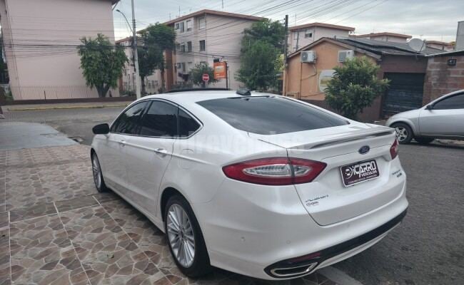 Ford FUSION