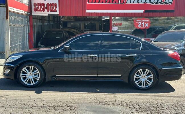 Hyundai GENESIS