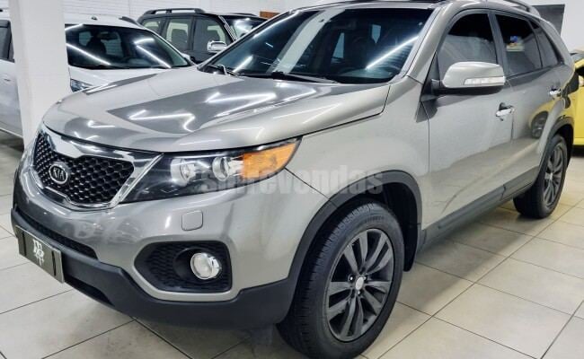 Kia SORENTO 3.5 V6 24V 4X2 AUT.