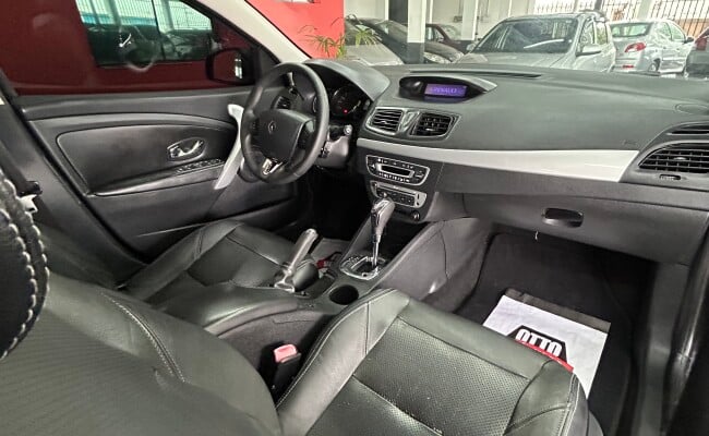 Renault FLUENCE