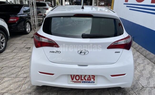Hyundai HB20