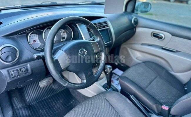 Nissan LIVINA