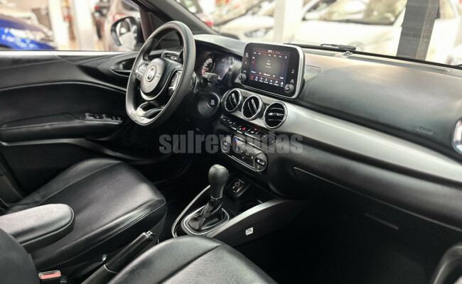 Fiat CRONOS HGT 1.8 16V Flex Aut.