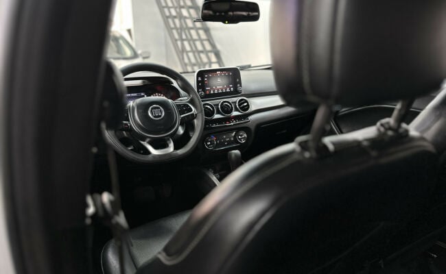 Fiat CRONOS HGT 1.8 16V Flex Aut.