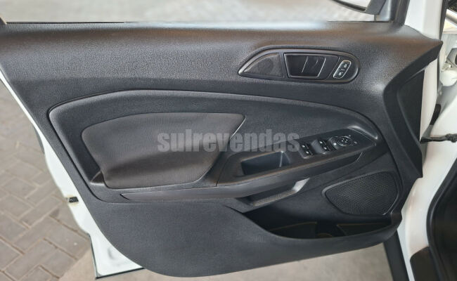 Ford EcoSport SE 1.5 12V Flex 5p Mec.