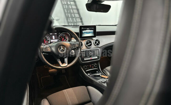 Mercedes-Benz GLA 200 Advance 1.6/1.6 TB 16V Flex Aut.