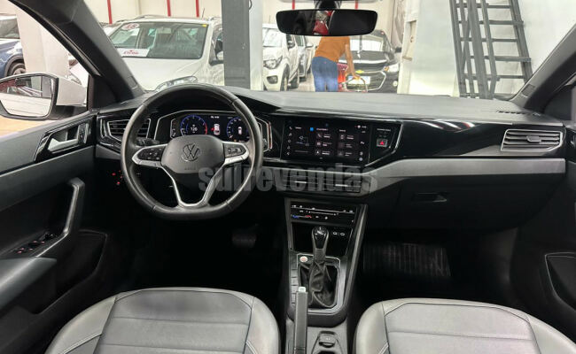 Volkswagen Nivus Highline 1.0 200 TSI Flex Aut.