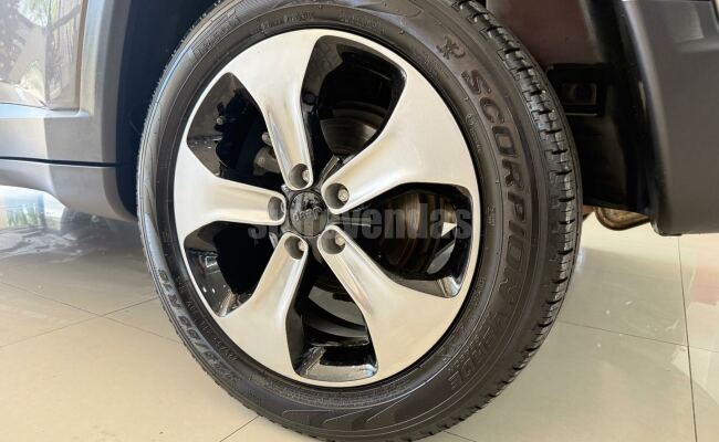 Jeep compass longitude 2.0 4x4 dies. 16v aut