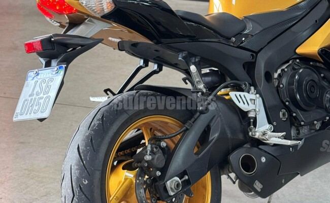 Suzuki Gsx r 750 w srad