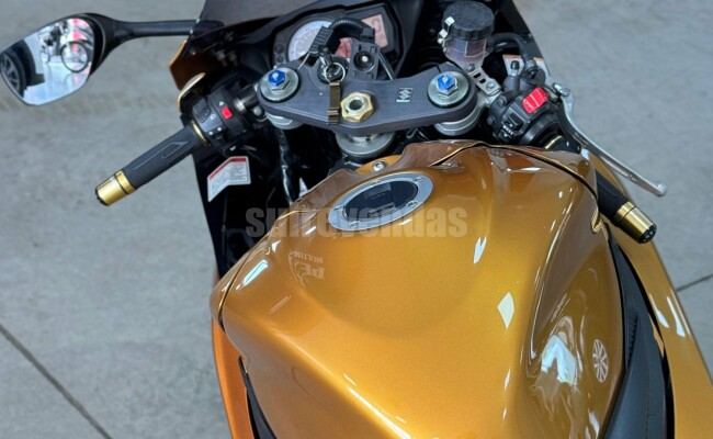Suzuki Gsx r 750 w srad