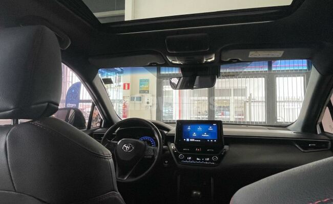 Toyota COROLLA CROSS GRS