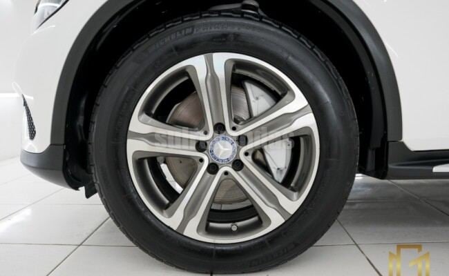 Mercedes-Benz GLC 250 2.0 CGI GASOLINA 4MATIC 9G-TRONIC