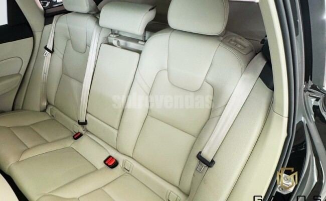 Volvo XC60 2.0 T8 RECHARGE INSCRIPTION EXPRESSION AWD GEARTRONIC