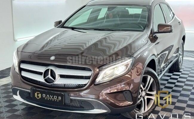Mercedes-Benz GLA 200 1.6 CGI ADVANCE 16V TURBO FLEX 4P AUTOMÁTICO