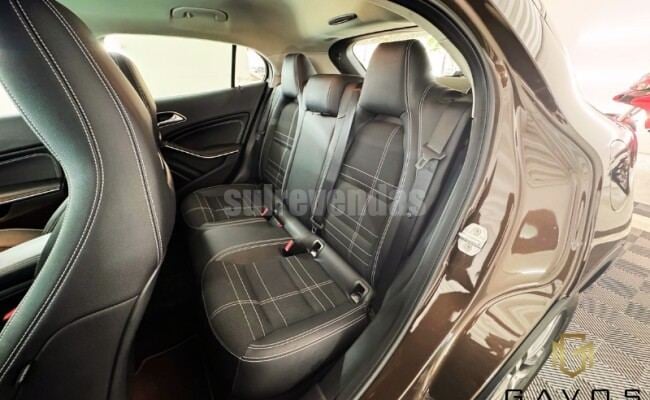 Mercedes-Benz GLA 200 1.6 CGI ADVANCE 16V TURBO FLEX 4P AUTOMÁTICO