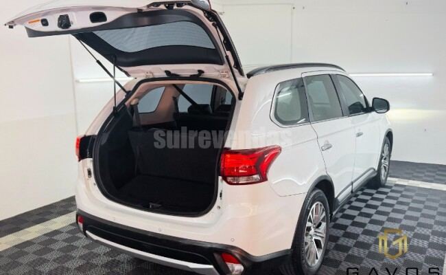 Mitsubishi OUTLANDER 2.2 4X4 16V DIESEL 4P AUTOMÁTICO