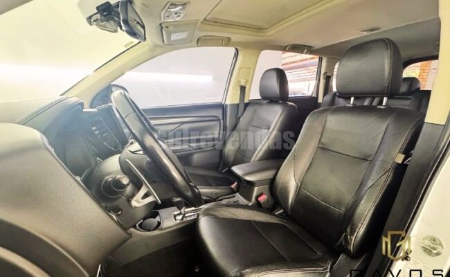 Mitsubishi OUTLANDER 2.2 4X4 16V DIESEL 4P AUTOMÁTICO