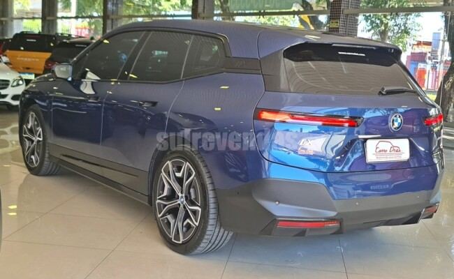 BMW iX ELÉTRICO XDRIVE40