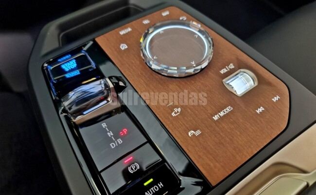 BMW iX ELÉTRICO XDRIVE40