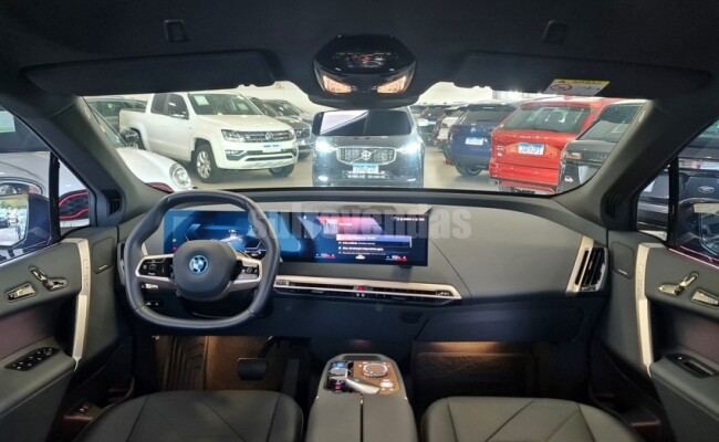 BMW iX ELÉTRICO XDRIVE40
