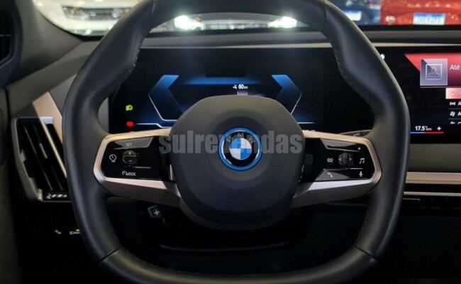 BMW iX ELÉTRICO XDRIVE40