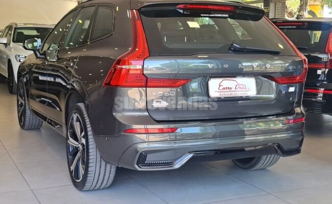 Volvo XC60 2.0 T8 RECHARGE R-DESIGN AWD GEARTRONIC