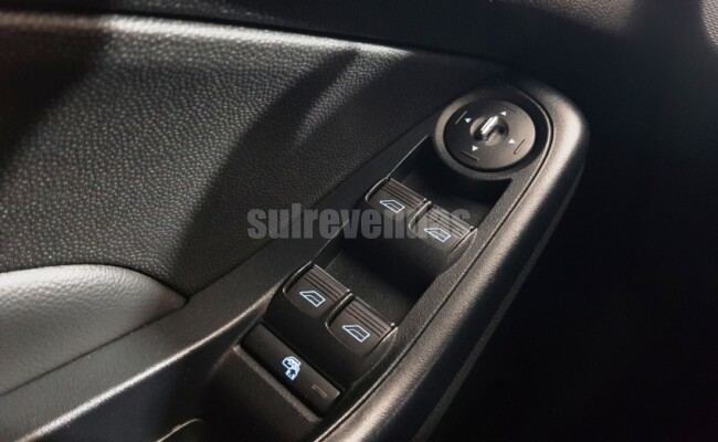 Ford FIESTA 1.6 TITANIUM HATCH 16V FLEX 4P POWERSHIFT